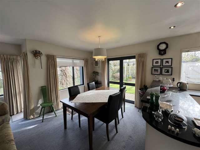 275 Memorial Avenue Burnside_1