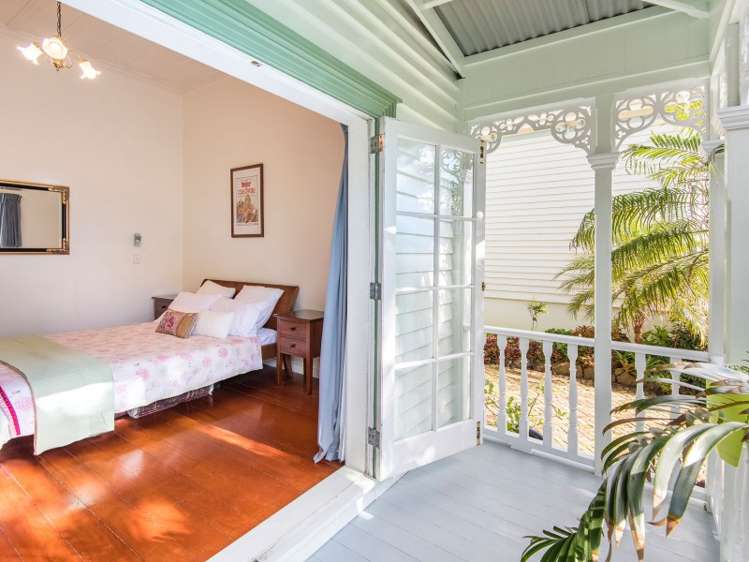 8 Burgess Road Devonport_15