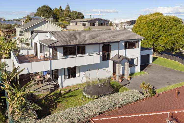 33 Sherwood Street Bellevue_22