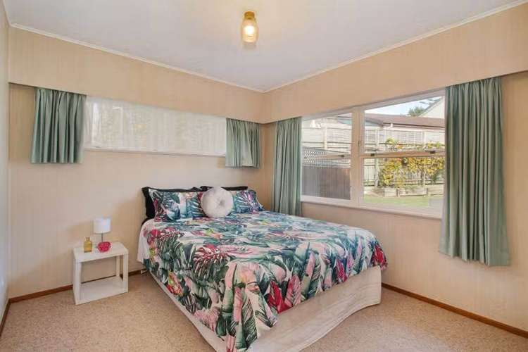 18 Raeburn Avenue Hillcrest_12