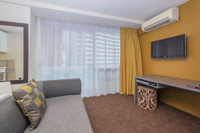 1305/10 Waterloo Quadrant Auckland Central_4