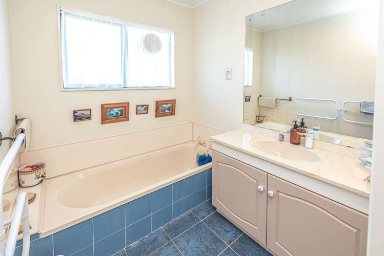 4 Hampton Place Springvale_19