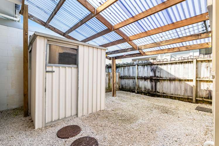 1/137 Centreway Road Orewa_30