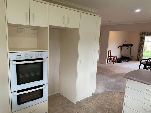 11 Moss Crescent Takanini_2