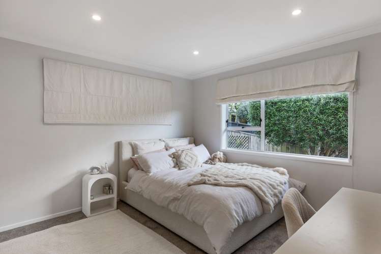 14 Hamish Place Sunnyhills_21