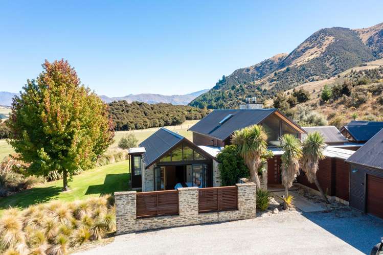 837F Lake Hawea - Albert Town Road Lake Hawea_23