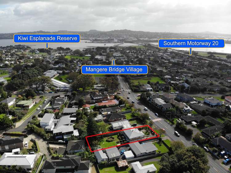 90 Coronation Road Mangere Bridge_13