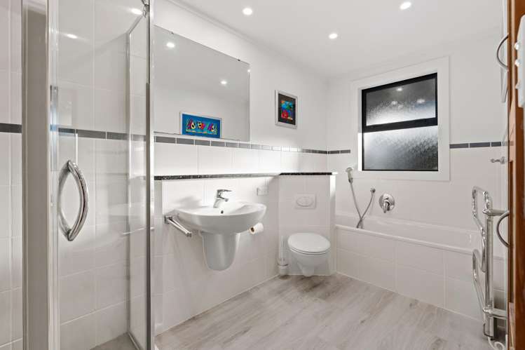 48 Gulf View Road Murrays Bay_12