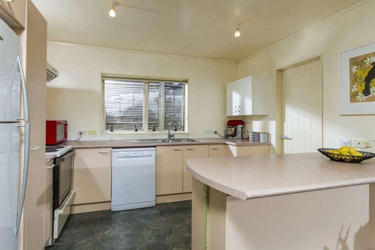 2/98a Birkdale Road Birkdale_8