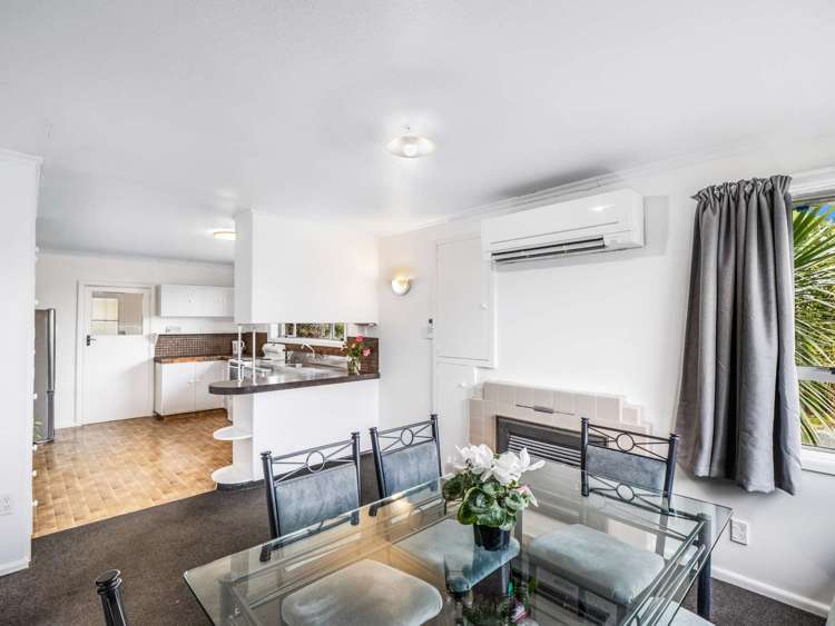 402 Yaldhurst Road Russley_11