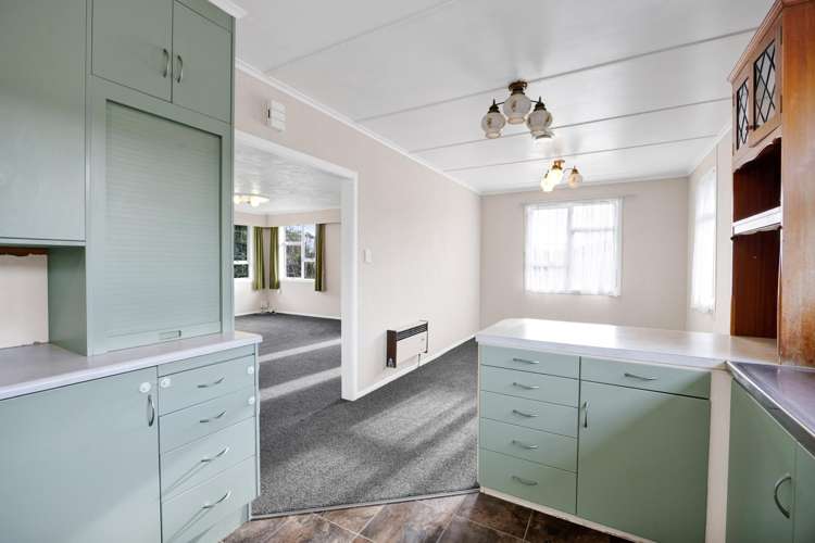 17 Karaka Street Hawera_6