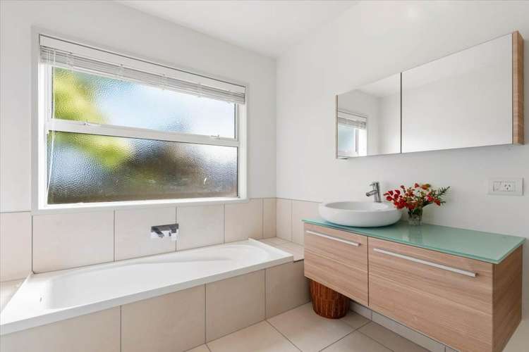 2 Ella Place Papamoa Beach_13