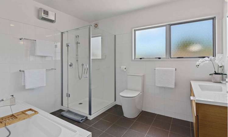 33 Oak Manor Drive Albany_19