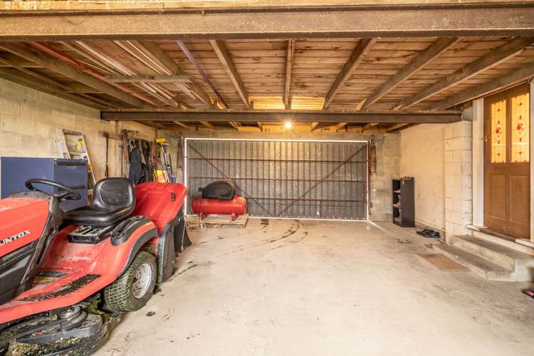 19 Frazer Road Gore Surrounds_15