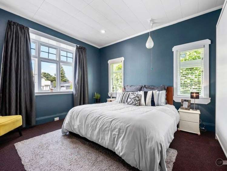 14 Bristol Square Central Hutt_5