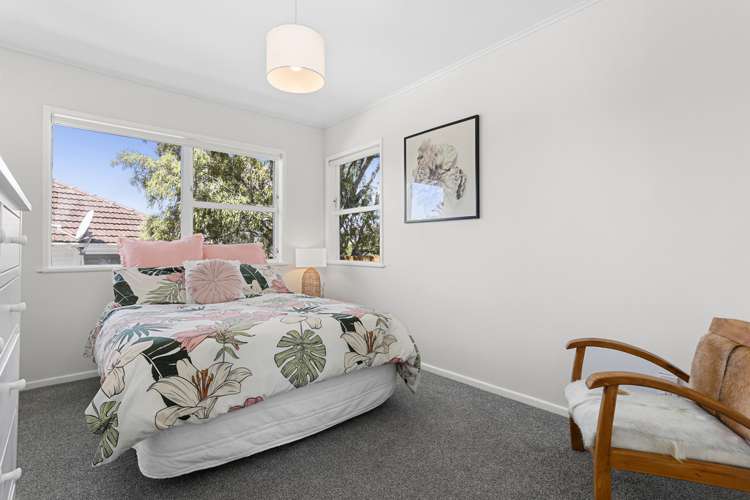 68 Hilling Street Titirangi_12