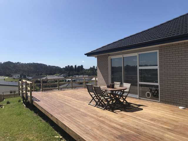 92 Pohutukawa Parade Riverhead_1