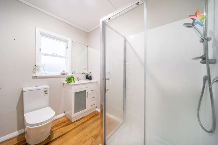 19 Karaka Street Otaki Beach_18