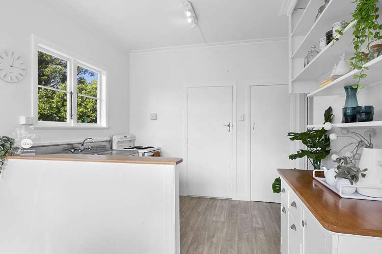 9D Paynters Avenue Strandon_3