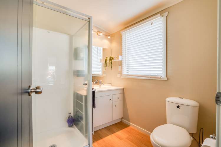 92a Wharf Road Clarks Beach_18