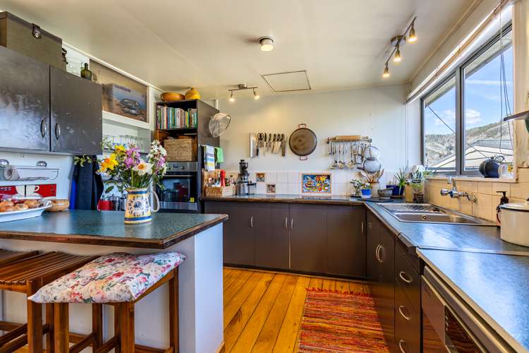 127a Toi Toi Street Toi Toi_4