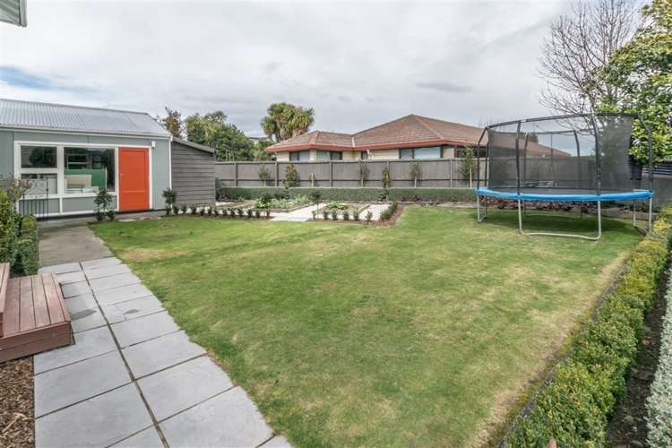 215 Barrington Street Somerfield_29