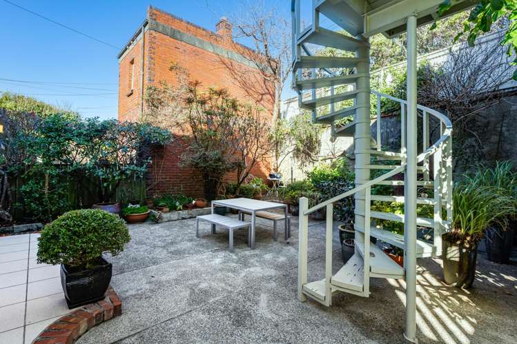 65 Thompson Street Mount Cook_25