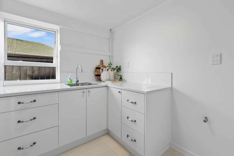 20 Chatsworth Crescent Pakuranga Heights_13