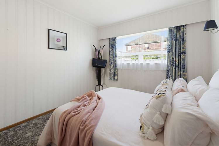 15 Amberley Grove Lower Hutt_13