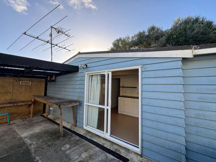 39 Kay Drive Blockhouse Bay_10