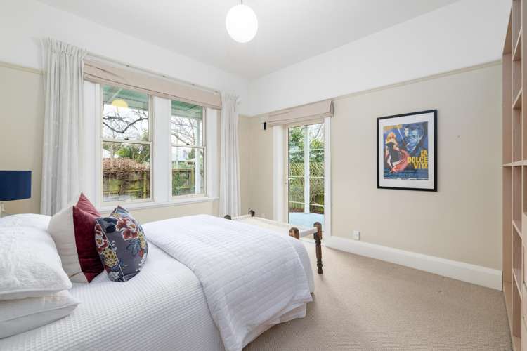 56 Roker Street Somerfield_11