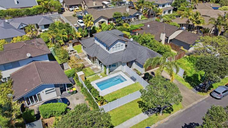 39 Admirals Court Drive Greenhithe_24