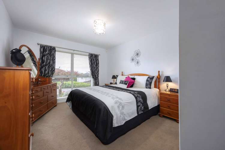 1/16 Longbill Place Glendene_10