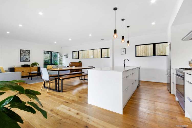 9 Mataki Way Glen Eden_3