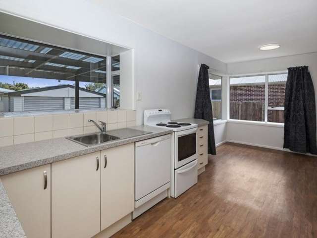 27 Teesdale Street Burnside_2