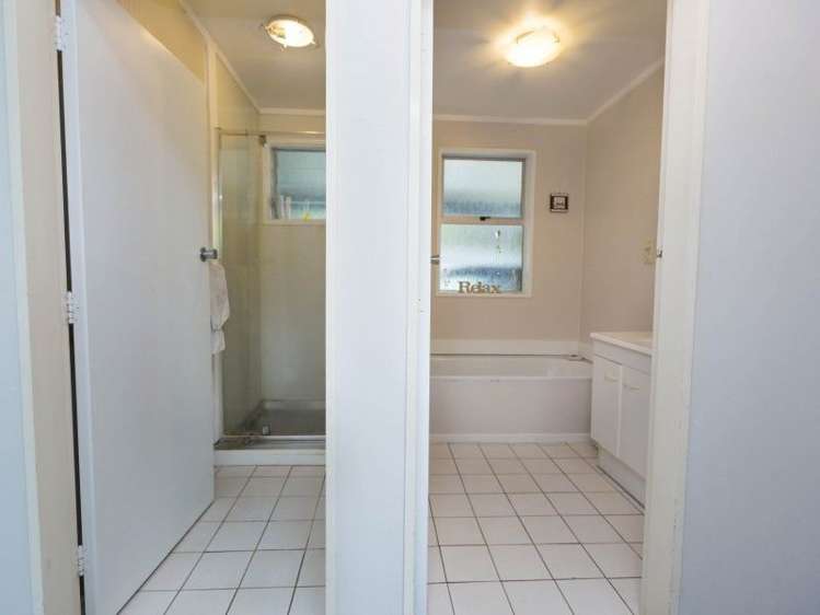 9 Akron Grove Totara Park_14