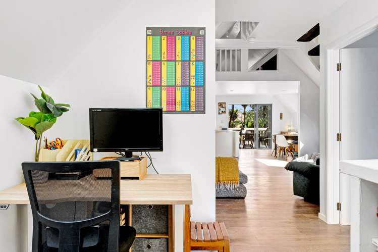 96 Motutara Road Muriwai_13