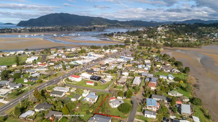 5 Daphne Road Tairua_13