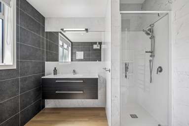 9 Coprosma Crescent_4