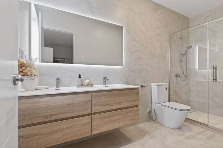 20 Beveridge Road One Tree Point_17