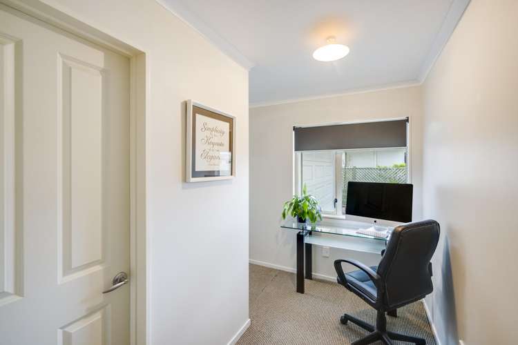 5a Queens Walk Taradale_12