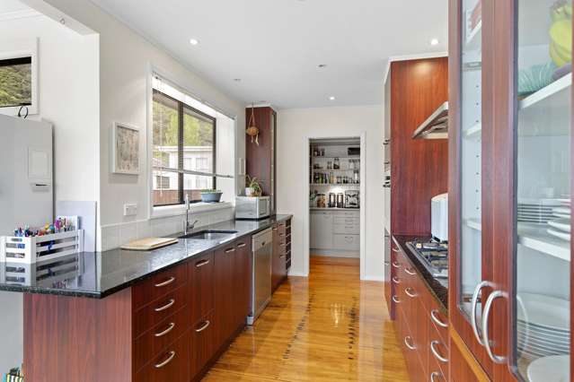 13 Wilkie Crescent Naenae_3