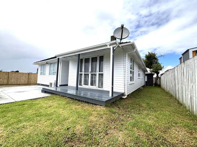 8 Peace Avenue Mt Wellington_16