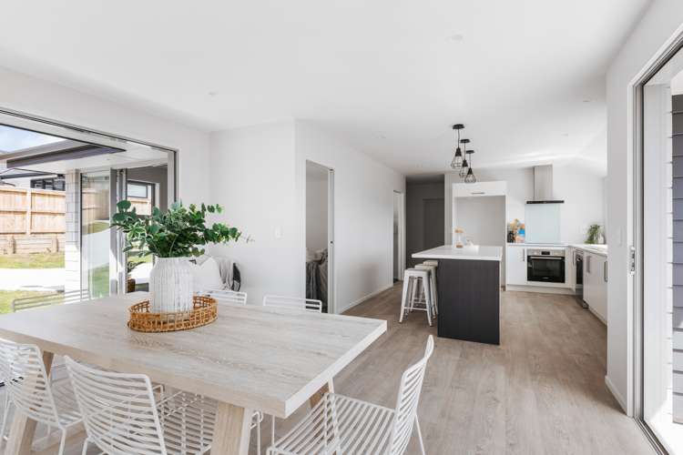14 Anglers Way Omokoroa_8