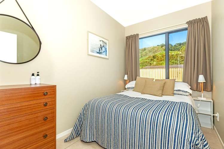13 Ratau Street Mahia_8