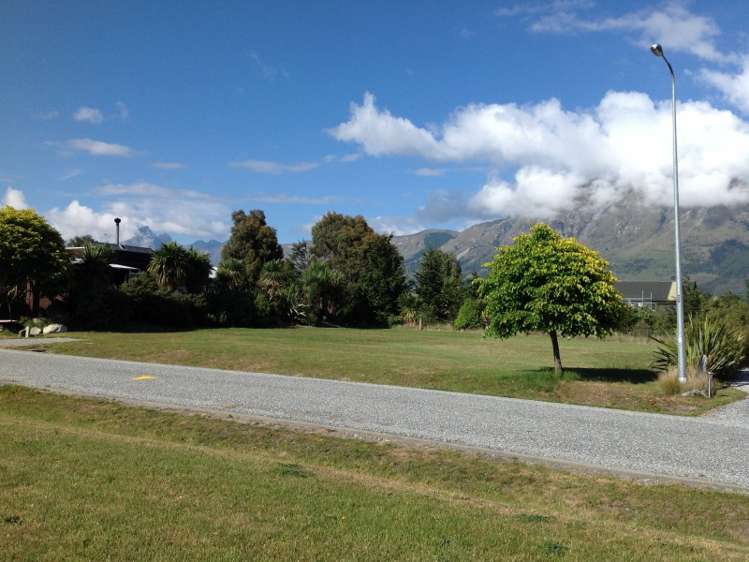 10 Pigeon Place Glenorchy_14