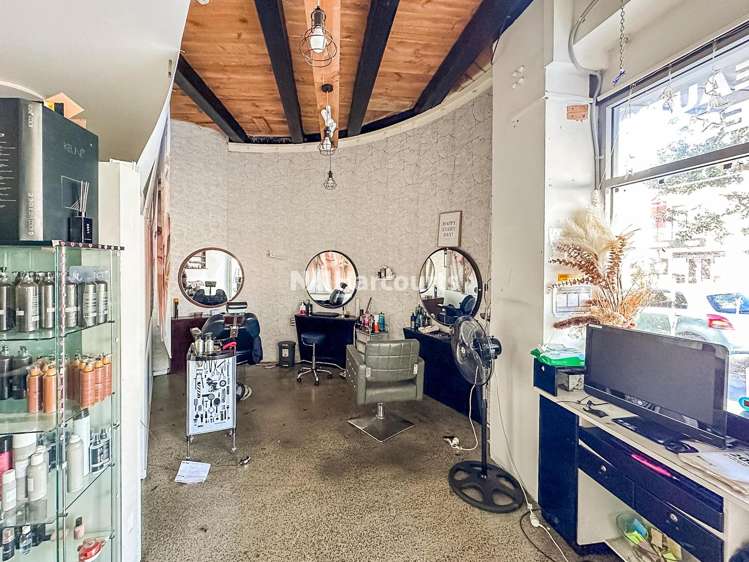 Shop 1/2 Milner Avenue Silverdale_3