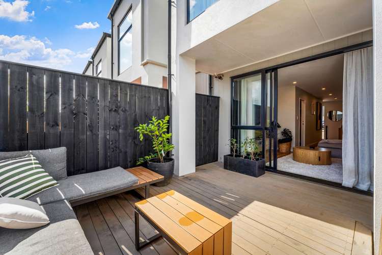 28 Hinonga Loop Silverdale_4