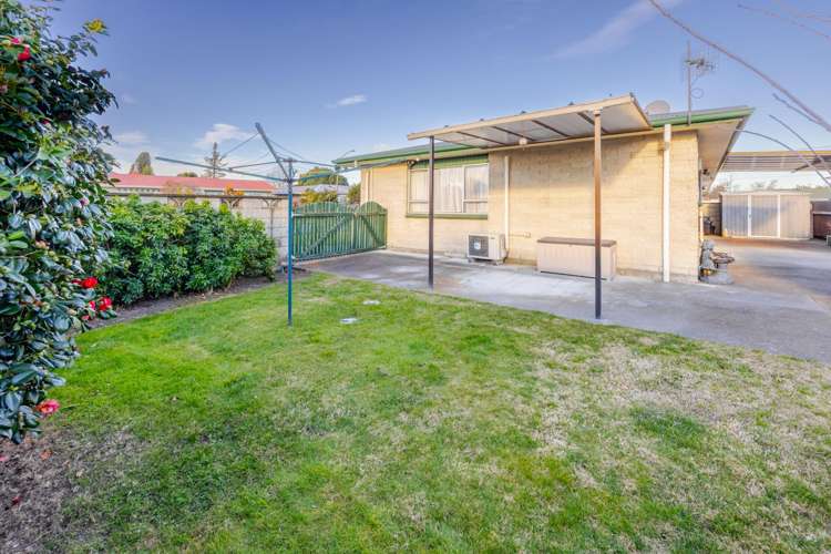 577 Lowe Street Camberley_14