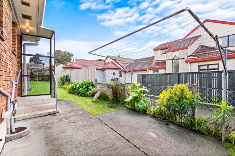 4/20 Turama Road Royal Oak_11